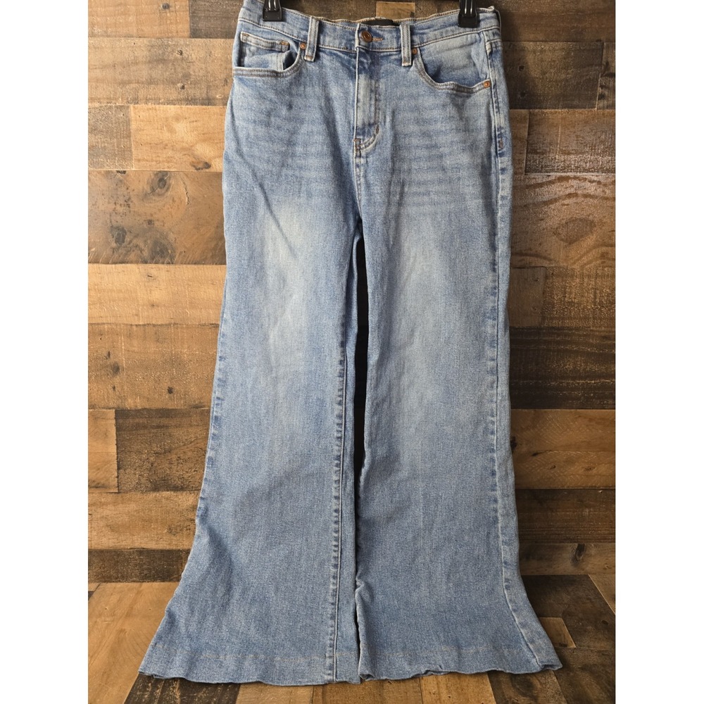 Distressed Faded Flare Leg Jeans Women Junior Size 7 Boho Chic Western Cowgirl